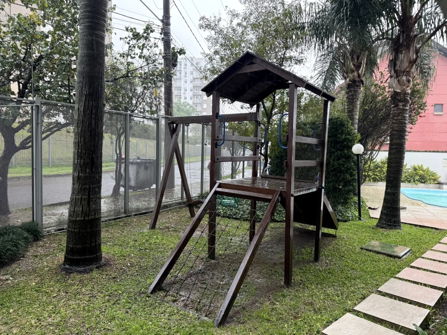 R$ 450.000 - CONDOM&Iacute;NIO MATTIZE - 64M2 - 1 DORM - SU&Iacute;TE - VISTA - 2 VAGAS Rua João Ernesto Schmidt Porto Alegre - 