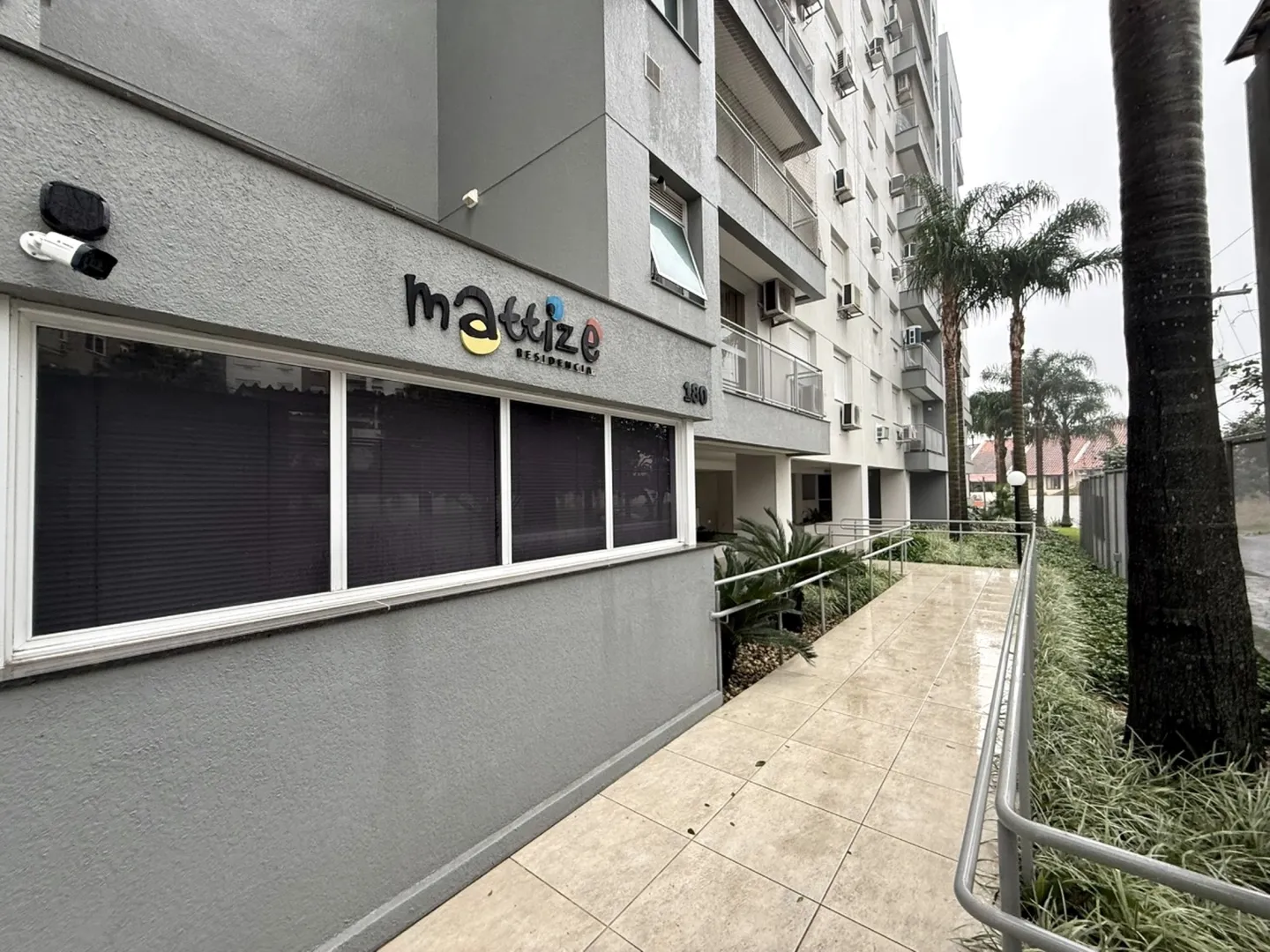 R$ 450.000 - CONDOM&Iacute;NIO MATTIZE - 64M2 - 1 DORM - SU&Iacute;TE - VISTA - 2 VAGAS Rua João Ernesto Schmidt Porto Alegre - 