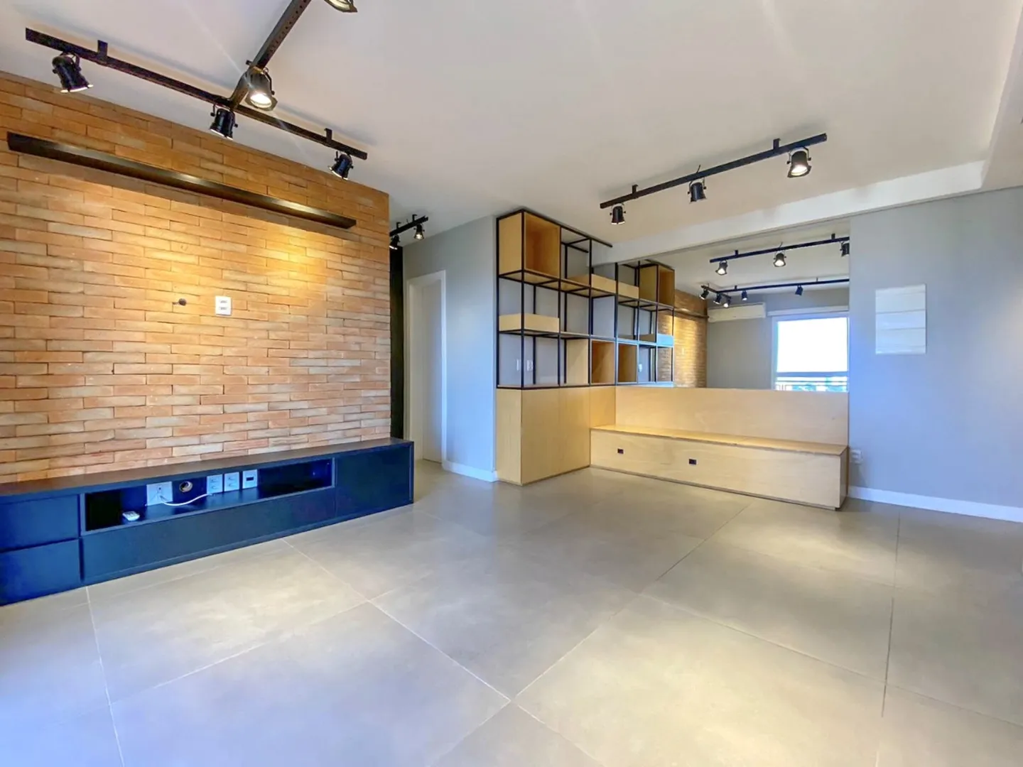 R$ 450.000 - CONDOM&Iacute;NIO MATTIZE - 64M2 - 1 DORM - SU&Iacute;TE - VISTA - 2 VAGAS Rua João Ernesto Schmidt Porto Alegre - 