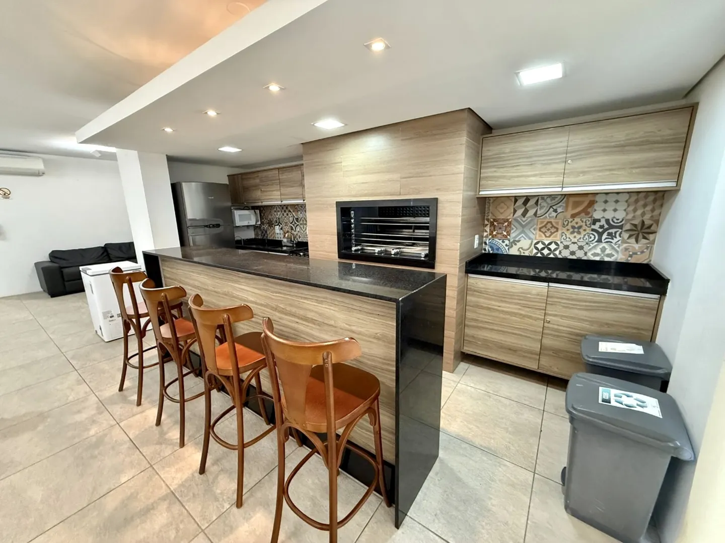 R$ 450.000 - CONDOM&Iacute;NIO MATTIZE - 64M2 - 1 DORM - SU&Iacute;TE - VISTA - 2 VAGAS Rua João Ernesto Schmidt Porto Alegre - 