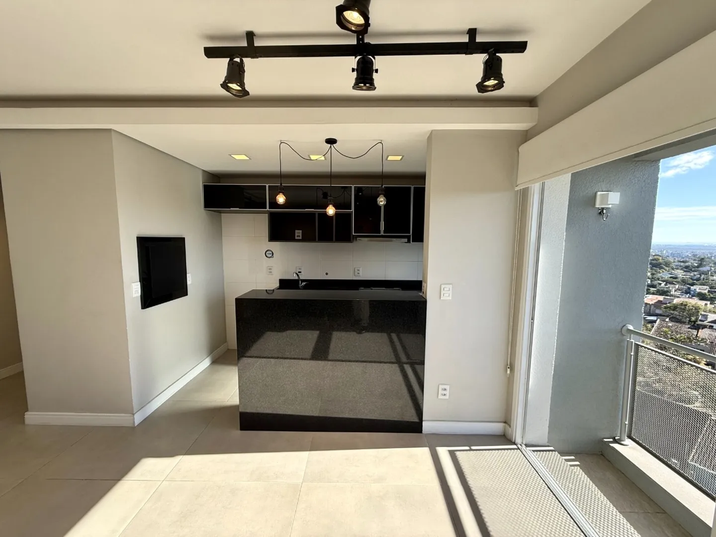 R$ 450.000 - CONDOM&Iacute;NIO MATTIZE - 64M2 - 1 DORM - SU&Iacute;TE - VISTA - 2 VAGAS Rua João Ernesto Schmidt Porto Alegre - 