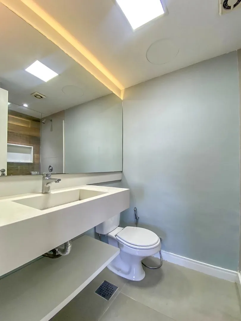 R$ 450.000 - CONDOM&Iacute;NIO MATTIZE - 64M2 - 1 DORM - SU&Iacute;TE - VISTA - 2 VAGAS Rua João Ernesto Schmidt Porto Alegre - 