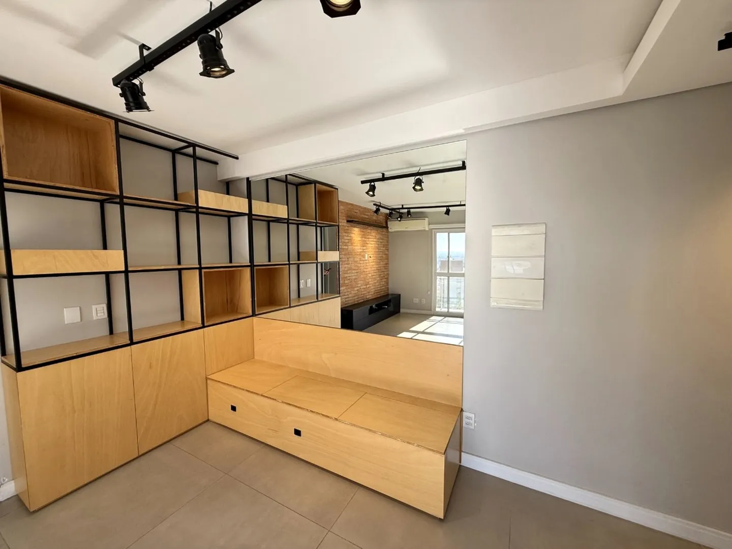 R$ 450.000 - CONDOM&Iacute;NIO MATTIZE - 64M2 - 1 DORM - SU&Iacute;TE - VISTA - 2 VAGAS Rua João Ernesto Schmidt Porto Alegre - 