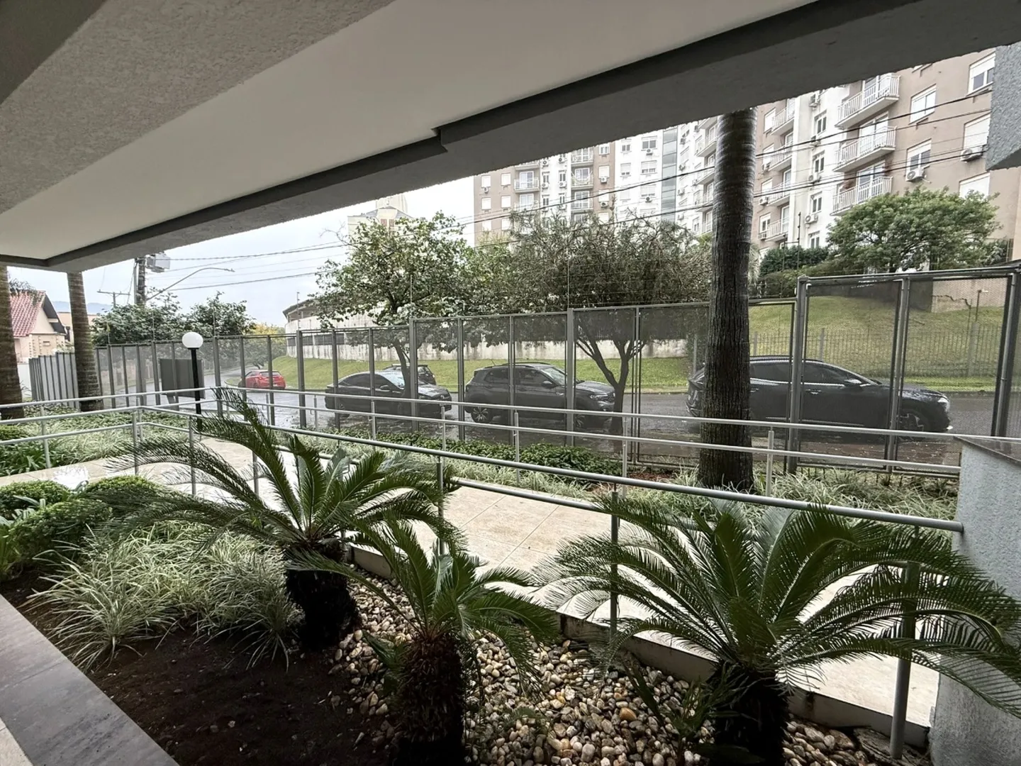 R$ 450.000 - CONDOM&Iacute;NIO MATTIZE - 64M2 - 1 DORM - SU&Iacute;TE - VISTA - 2 VAGAS Rua João Ernesto Schmidt Porto Alegre - 