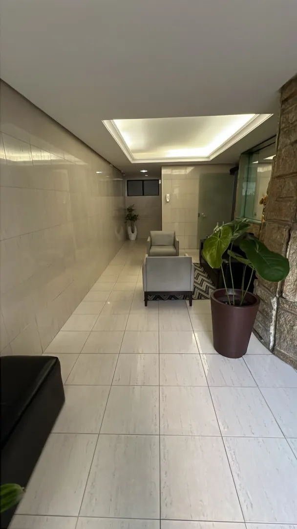 Apartamento &agrave; venda com 118 m&sup2;  | 3 Quartos sendo 1 su&iacute;te | 1 vaga | Bem localizado Rua Dom José Lopes Recife - 