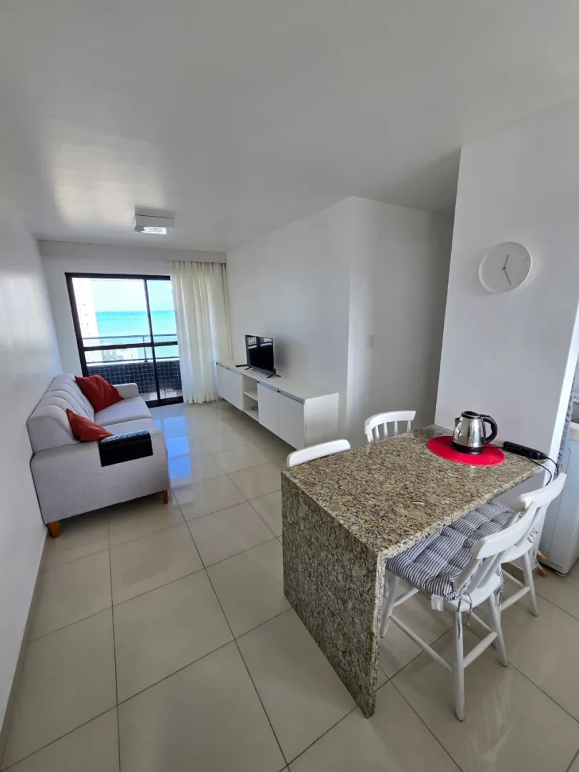 Studio &agrave; venda | 2 Quartos sendo 1 su&iacute;te | Varanda | Mobiliado Rua Desembargador João Paes Recife - 