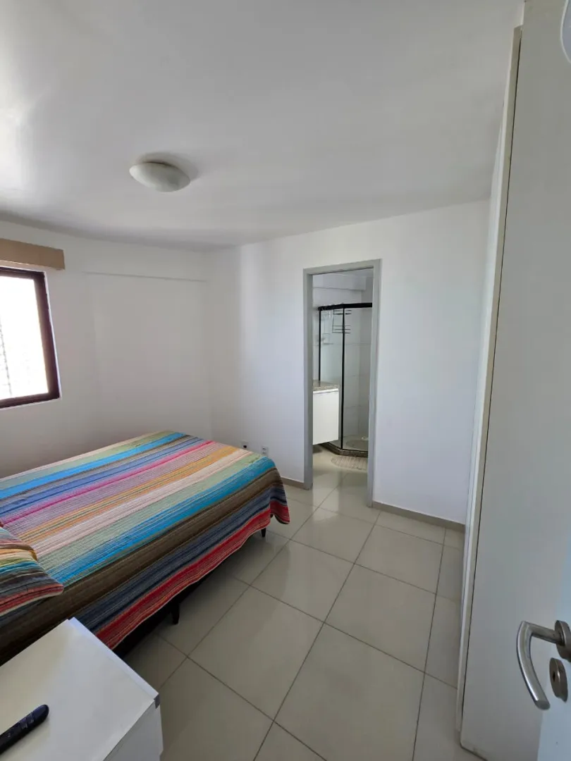 Studio &agrave; venda | 2 Quartos sendo 1 su&iacute;te | Varanda | Mobiliado Rua Desembargador João Paes Recife - 