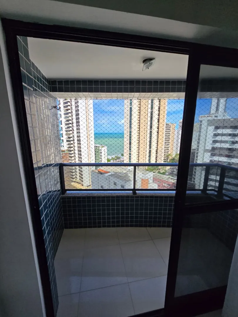 Studio &agrave; venda | 2 Quartos sendo 1 su&iacute;te | Varanda | Mobiliado Rua Desembargador João Paes Recife - 