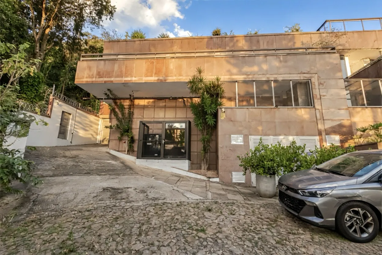 R$ 1.595.000 - MORADA DA ENCOSTA - DE FRENTE - 259M2 - 3 DORM - SU&Iacute;TE - VISTA - 2 VAGAS Rua Monroe Porto Alegre - 