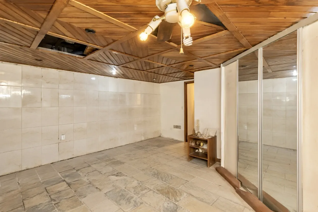 R$ 1.595.000 - MORADA DA ENCOSTA - DE FRENTE - 259M2 - 3 DORM - SU&Iacute;TE - VISTA - 2 VAGAS Rua Monroe Porto Alegre - 