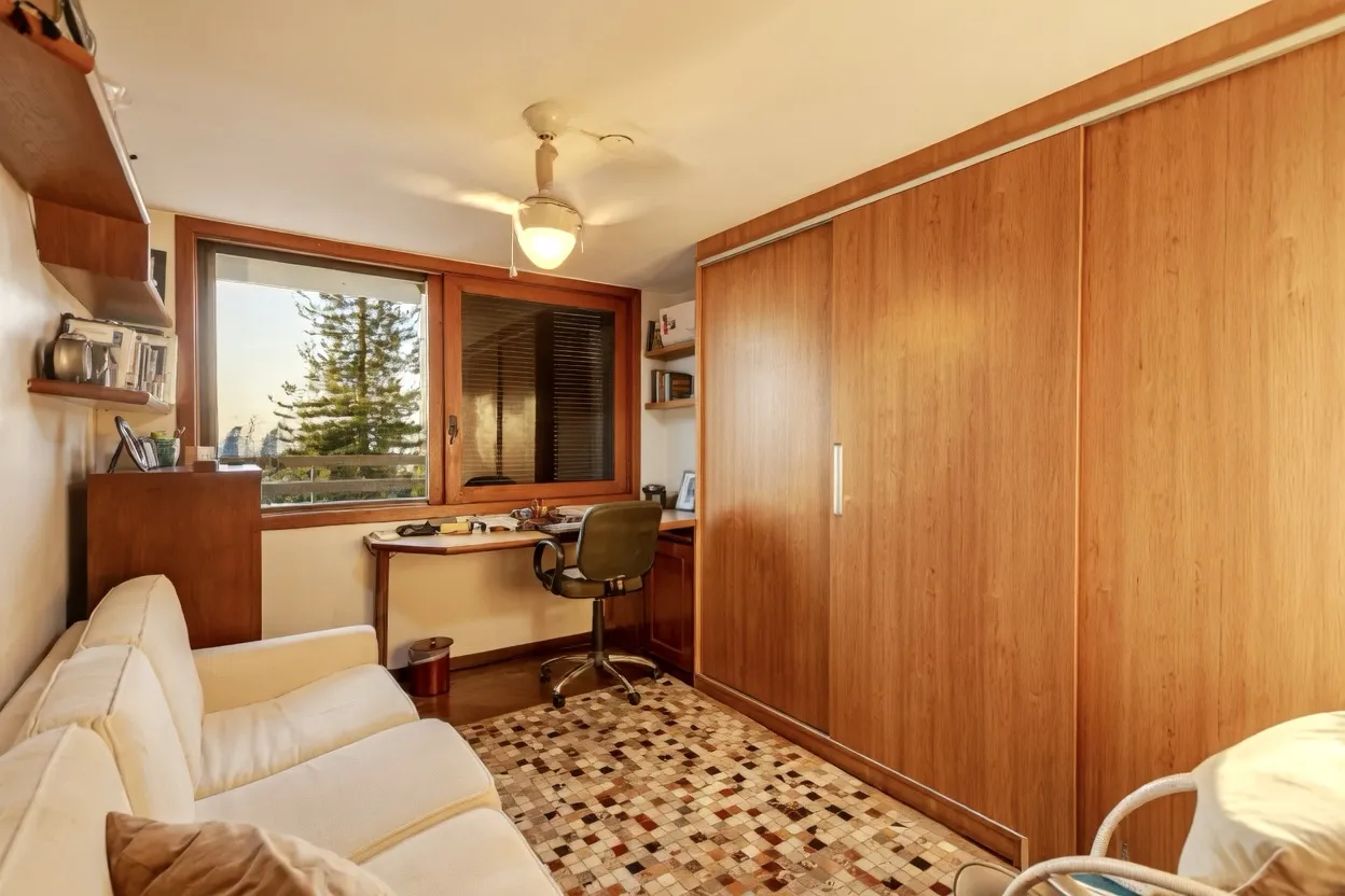 R$ 1.595.000 - MORADA DA ENCOSTA - DE FRENTE - 259M2 - 3 DORM - SU&Iacute;TE - VISTA - 2 VAGAS Rua Monroe Porto Alegre - 
