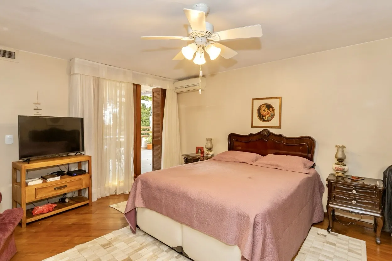 R$ 1.595.000 - MORADA DA ENCOSTA - DE FRENTE - 259M2 - 3 DORM - SU&Iacute;TE - VISTA - 2 VAGAS Rua Monroe Porto Alegre - 