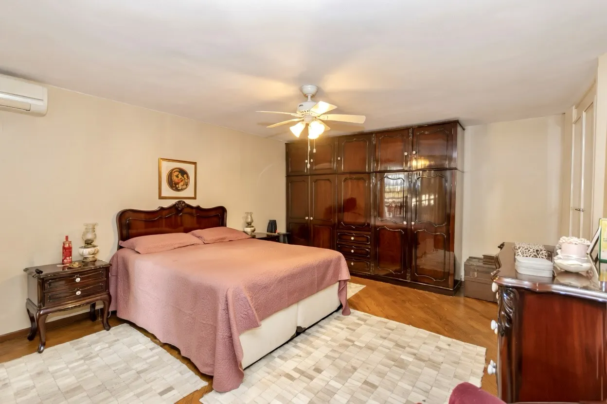 R$ 1.595.000 - MORADA DA ENCOSTA - DE FRENTE - 259M2 - 3 DORM - SU&Iacute;TE - VISTA - 2 VAGAS Rua Monroe Porto Alegre - 