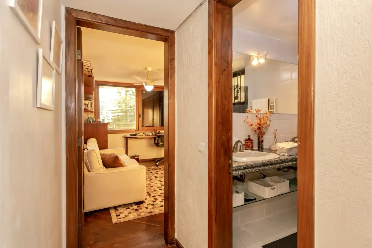 R$ 1.595.000 - MORADA DA ENCOSTA - DE FRENTE - 259M2 - 3 DORM - SU&Iacute;TE - VISTA - 2 VAGAS Rua Monroe Porto Alegre - 