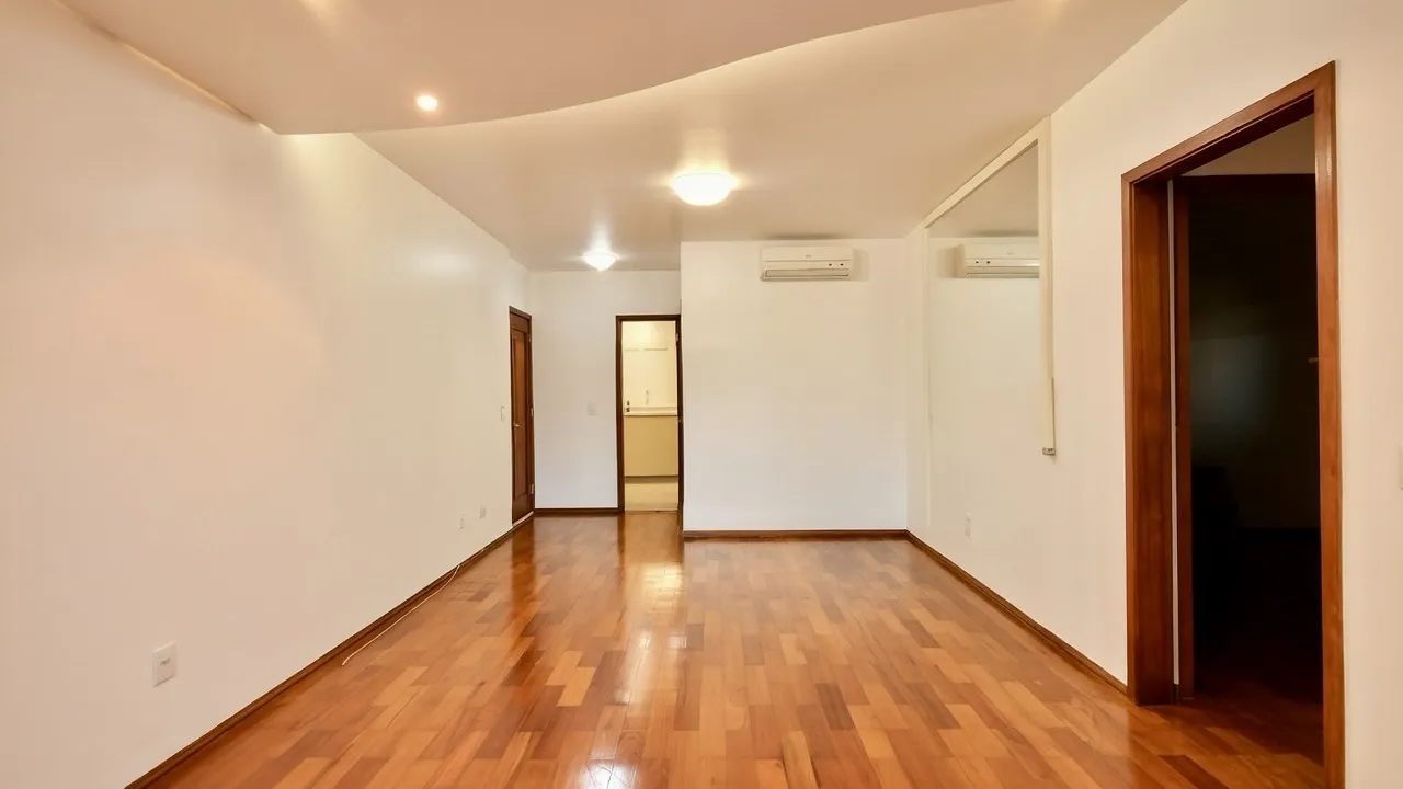 R$ 550.000 - &Oacute;TIMO APARTAMENTO T&Eacute;RREO - 93M2 - 2 DORM - SACADA - CHURRASQUEIRA - 1 VAGA Adda Mascarenhas de Moraes Porto Alegre - 