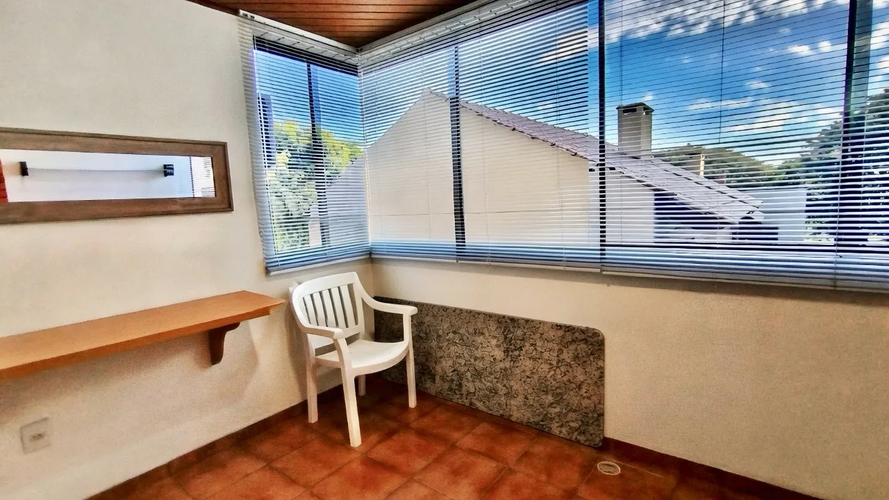 R$ 550.000 - &Oacute;TIMO APARTAMENTO T&Eacute;RREO - 93M2 - 2 DORM - SACADA - CHURRASQUEIRA - 1 VAGA Adda Mascarenhas de Moraes Porto Alegre - 