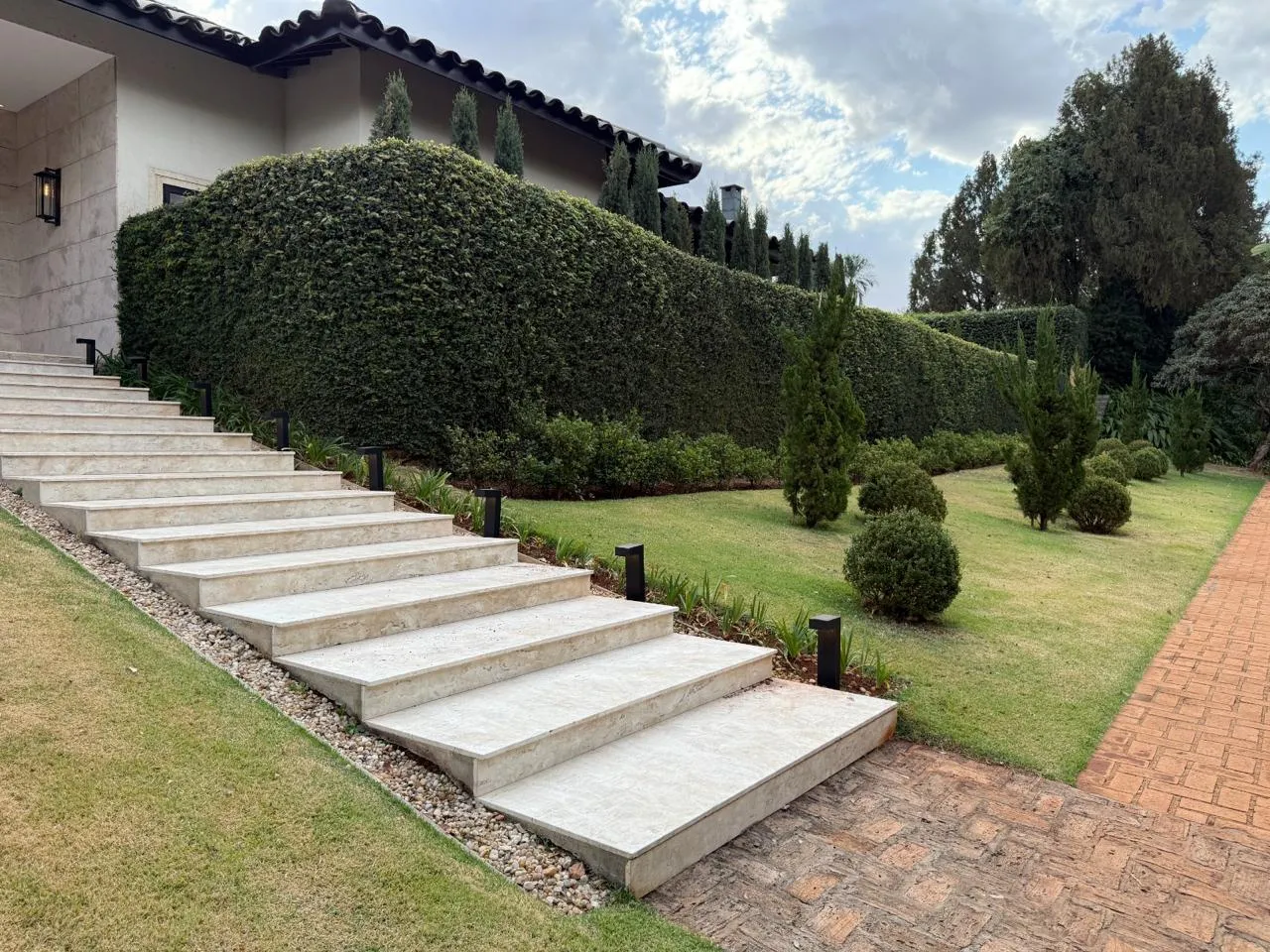 Casa &agrave; Venda Condom&iacute;nio Residencial Samambaia, 900m&sup2;, 4 Su&iacute;tes, Ribeir&atilde;o Preto/SP  Ribeirão Preto - 