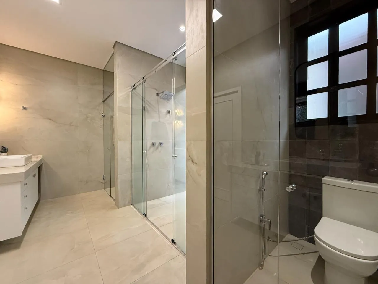 Casa &agrave; Venda Condom&iacute;nio Residencial Samambaia, 900m&sup2;, 4 Su&iacute;tes, Ribeir&atilde;o Preto/SP  Ribeirão Preto - 