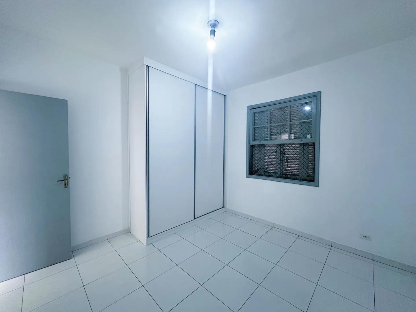 APARTAMENTO PARA LOCA&Ccedil;&Atilde;O NO BOQUEIR&Atilde;O &ndash; SANTOS/SP Rua Oswaldo Cruz Santos - 