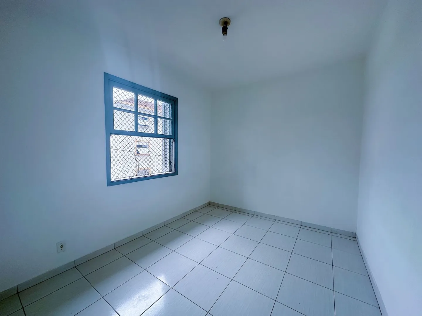 APARTAMENTO PARA LOCA&Ccedil;&Atilde;O NO BOQUEIR&Atilde;O &ndash; SANTOS/SP Rua Oswaldo Cruz Santos - 