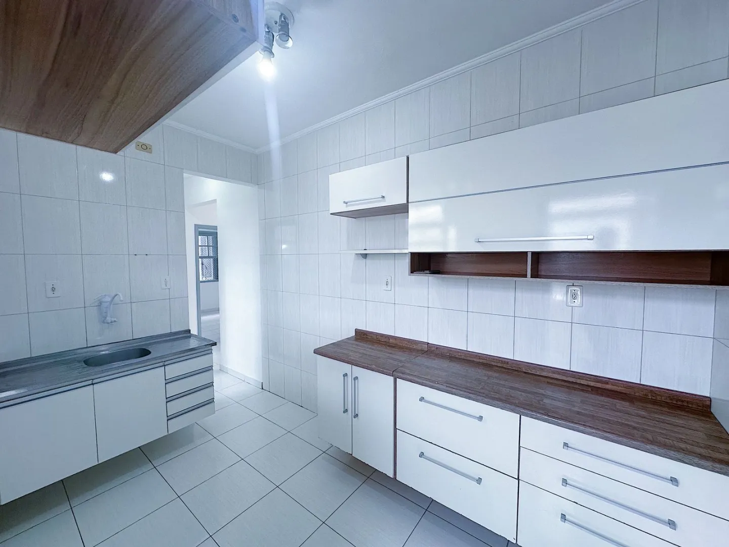 APARTAMENTO PARA LOCA&Ccedil;&Atilde;O NO BOQUEIR&Atilde;O &ndash; SANTOS/SP Rua Oswaldo Cruz Santos - 