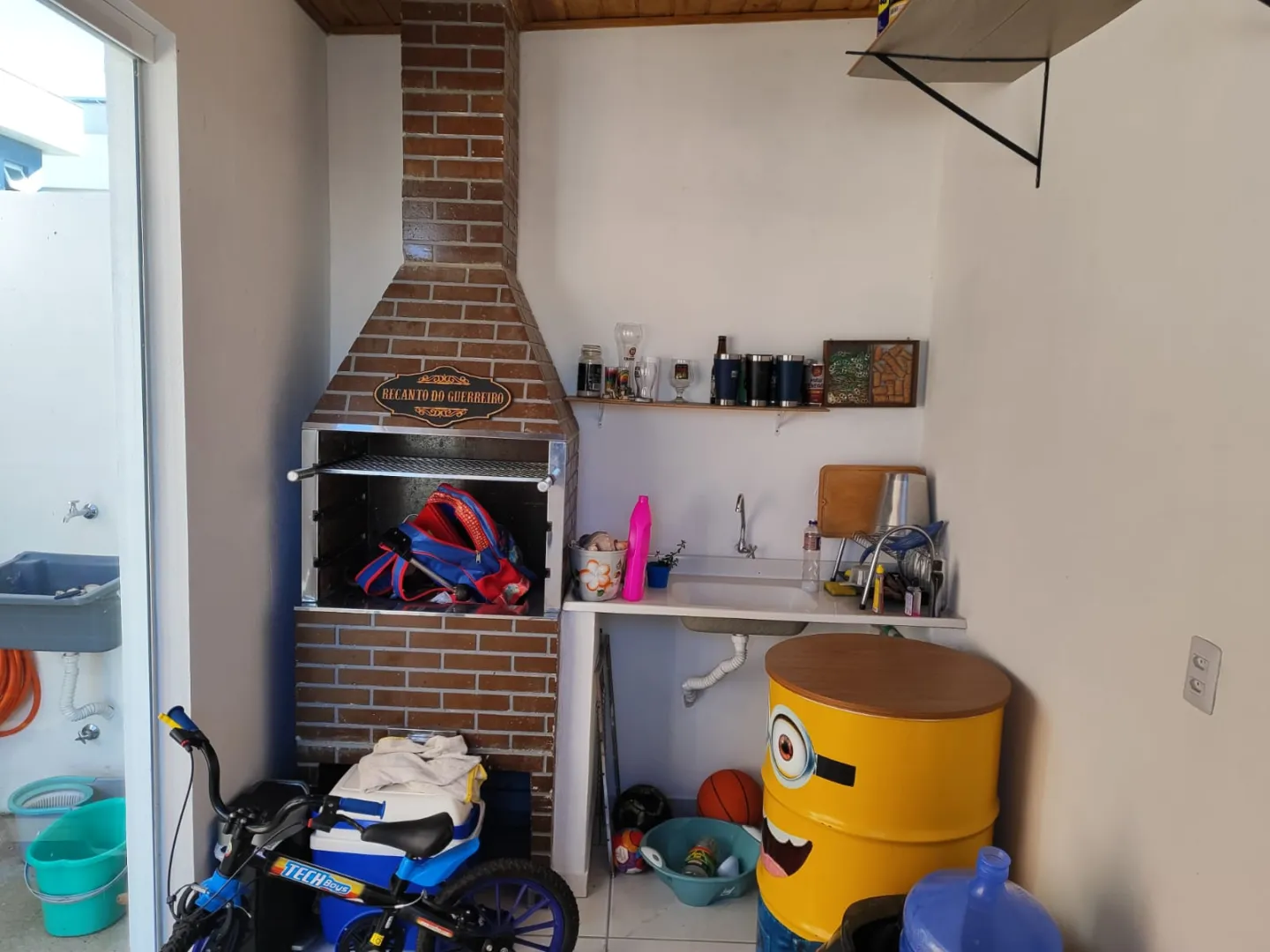 EXCELENTE CASA TÉRREA NO AMARILES