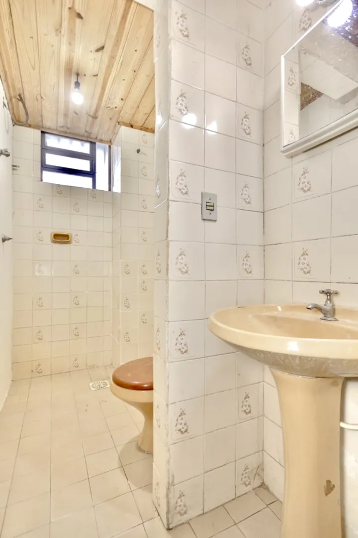 R$ 595.000 - &Oacute;TIMO PAVILH&Atilde;O/DEP&Oacute;SITO - 398M2 - ESCRIT&Oacute;RIOS - SUBESTA&Ccedil;&Atilde;O DE ENERGIA Rua Padre Diogo Feijó Porto Alegre - 