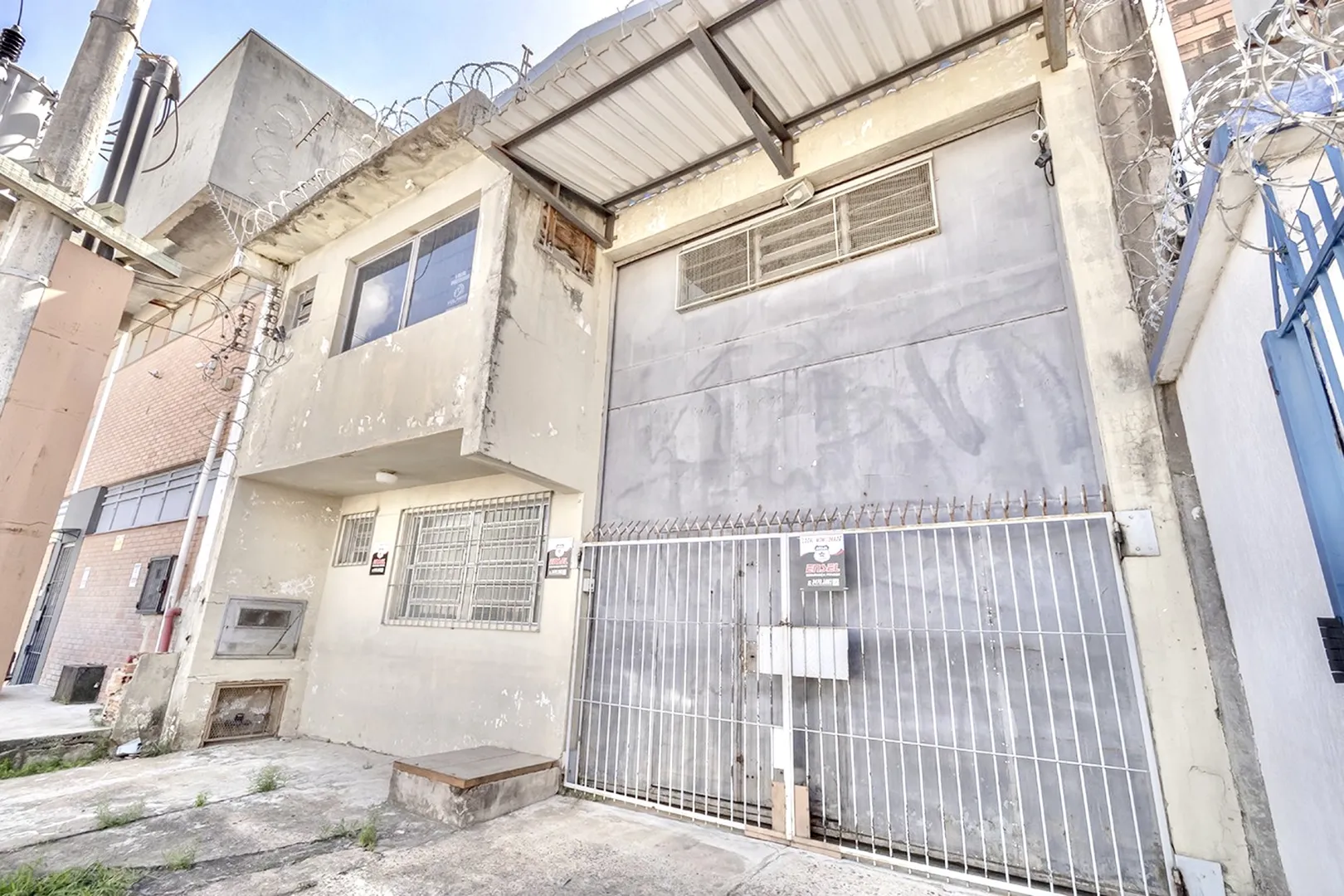 R$ 595.000 - &Oacute;TIMO PAVILH&Atilde;O/DEP&Oacute;SITO - 398M2 - ESCRIT&Oacute;RIOS - SUBESTA&Ccedil;&Atilde;O DE ENERGIA Rua Padre Diogo Feijó Porto Alegre - 