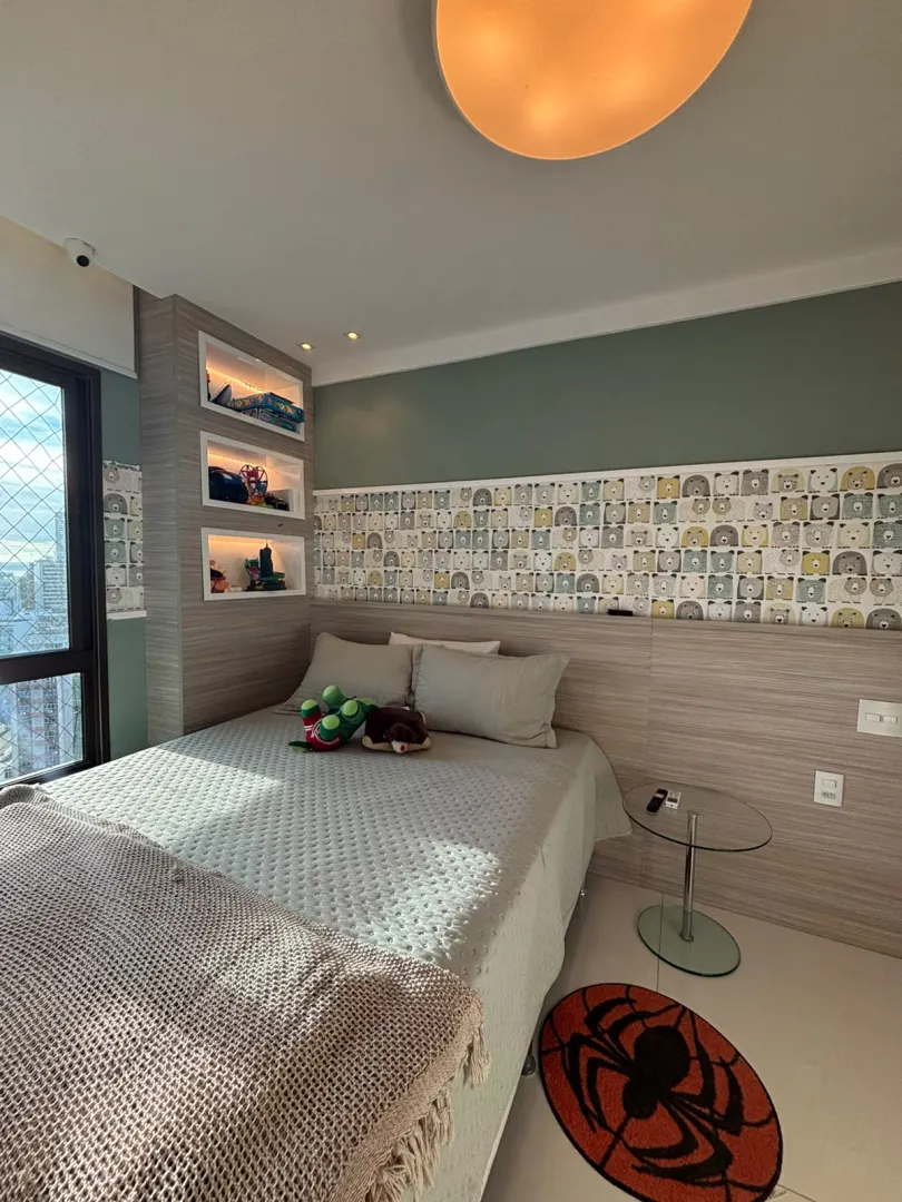 APARTAMENTO ALTO PADR&Atilde;O SEMINOVO 4 QUARTOS 3 SU&Iacute;TES 3 GARAGENS PISCINA &Agrave; VENDA NA GRA&Ccedil;A Avenida Princesa Isabel Salvador - 
