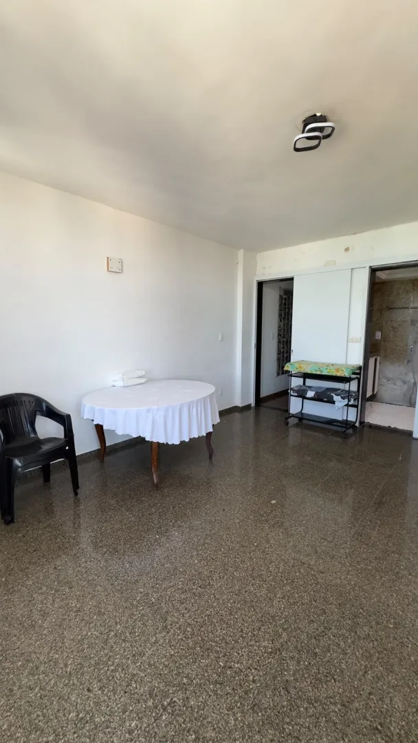 Triplex &agrave; venda com 640m&sup2; | 6 su&iacute;tes | Piscina privativa | 3 vagas Rua dos Navegantes Recife - 