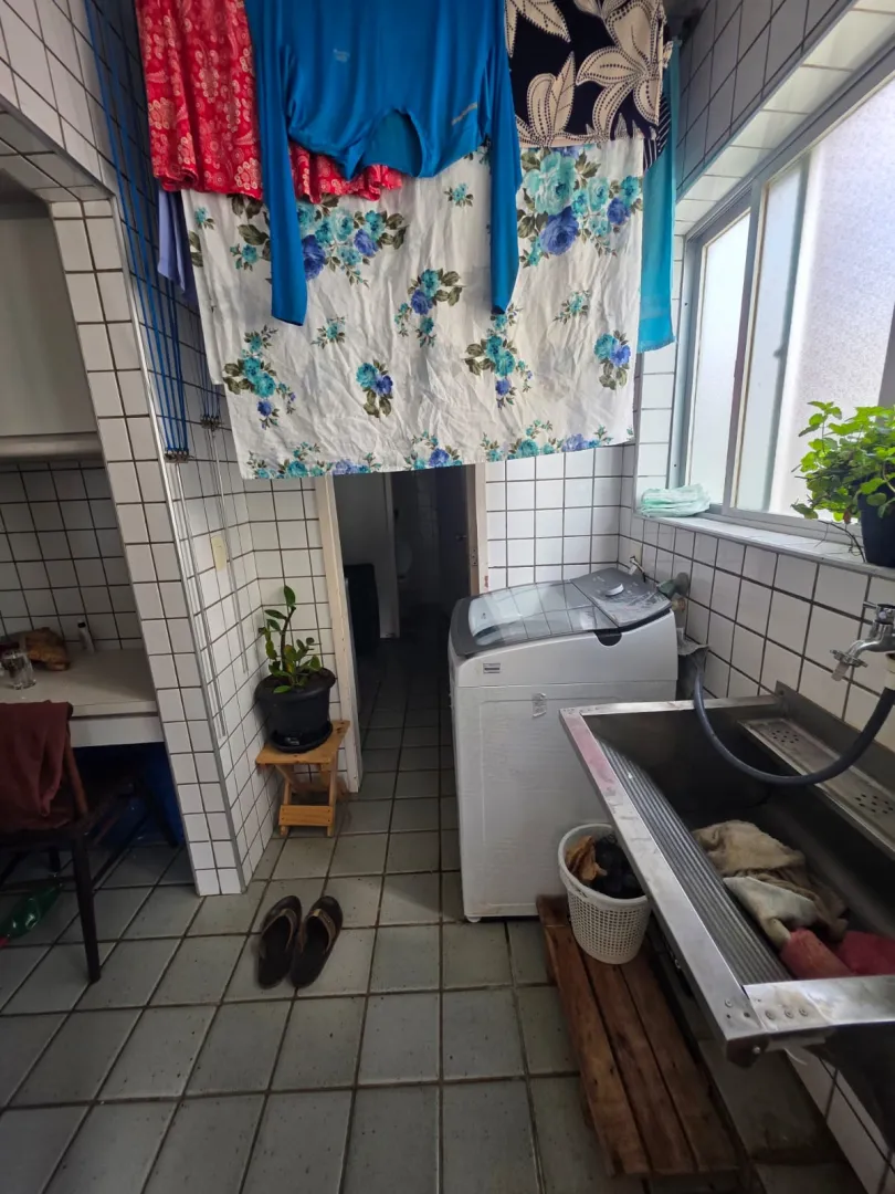 Apartamento &agrave; venda com 168 m&sup2; | 3 quartos sendo 1 su&iacute;te | Varanda | 1 vaga Avenida Conselheiro Aguiar Recife - 