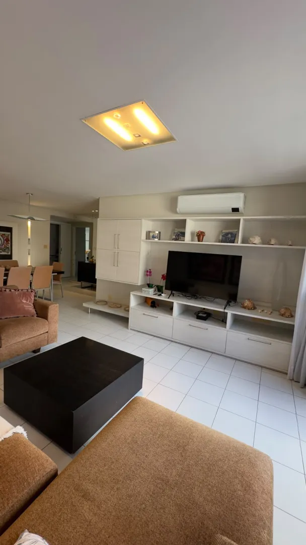Apartamento &agrave; venda com 120 m&sup2; | 3 Quartos sendo 1 su&iacute;te | Vista pro mar | Bem localizado Rua Raul Azedo Recife - 