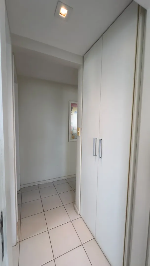 Apartamento &agrave; venda com 120 m&sup2; | 3 Quartos sendo 1 su&iacute;te | Vista pro mar | Bem localizado Rua Raul Azedo Recife - 
