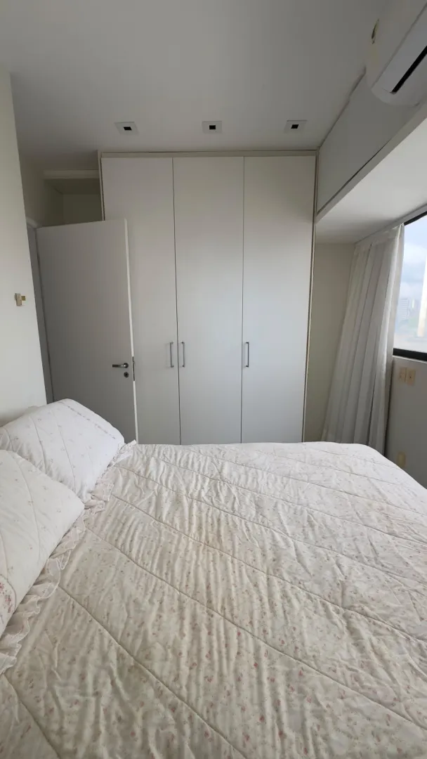Apartamento &agrave; venda com 120 m&sup2; | 3 Quartos sendo 1 su&iacute;te | Vista pro mar | Bem localizado Rua Raul Azedo Recife - 