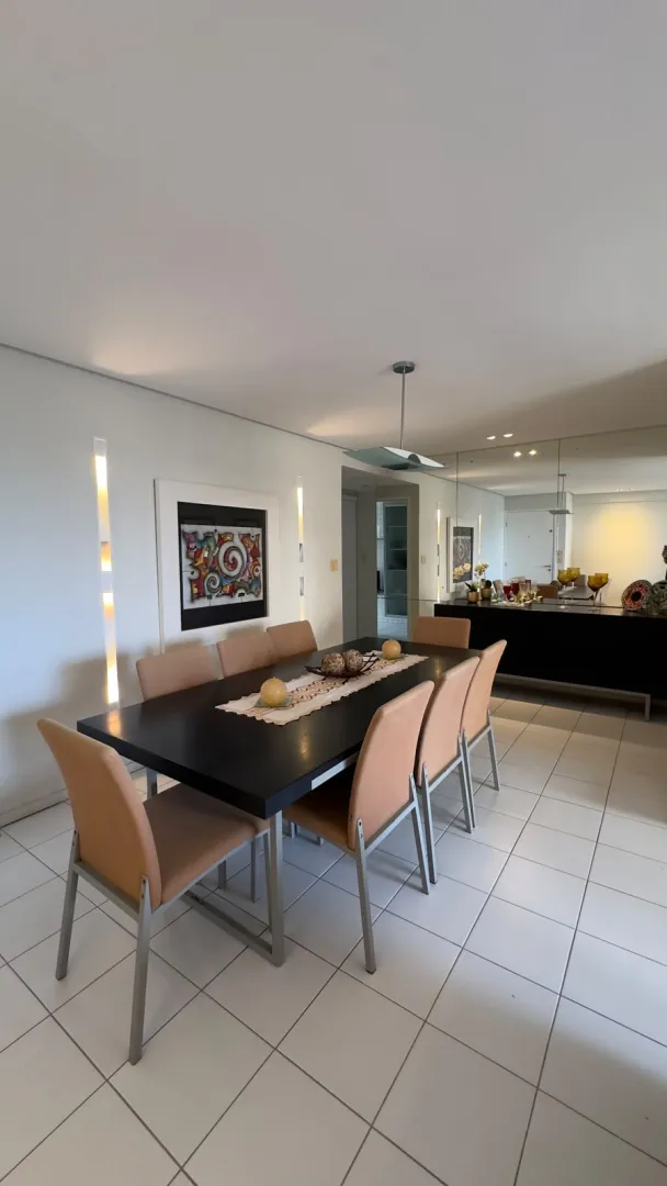 Apartamento &agrave; venda com 120 m&sup2; | 3 Quartos sendo 1 su&iacute;te | Vista pro mar | Bem localizado Rua Raul Azedo Recife - 