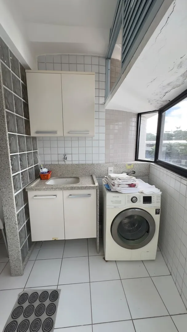 Apartamento &agrave; venda com 120 m&sup2; | 3 Quartos sendo 1 su&iacute;te | Vista pro mar | Bem localizado Rua Raul Azedo Recife - 