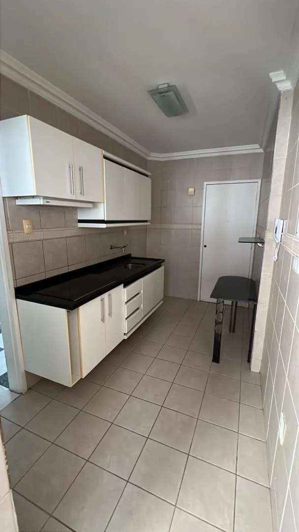 Apartamento &agrave; venda com 95 m&sup2; | 3 quartos sendo 1 su&iacute;te | 1 vaga | Bem localizado Avenida Fernando Simões Barbosa Recife - 