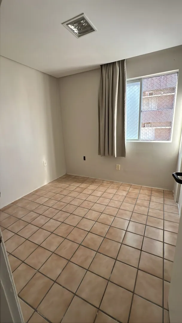 Apartamento &agrave; venda com 95 m&sup2; | 3 quartos sendo 1 su&iacute;te | 1 vaga | Bem localizado Avenida Fernando Simões Barbosa Recife - 