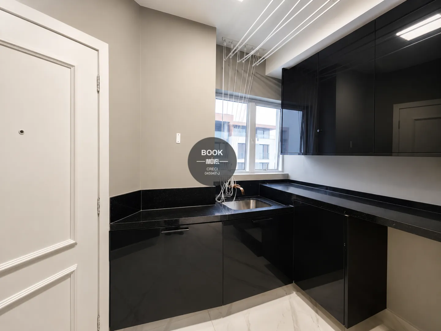Apartamento reformado no Boqueir&atilde;o com 3 dormit&oacute;rios Avenida Washington Luís Santos - 