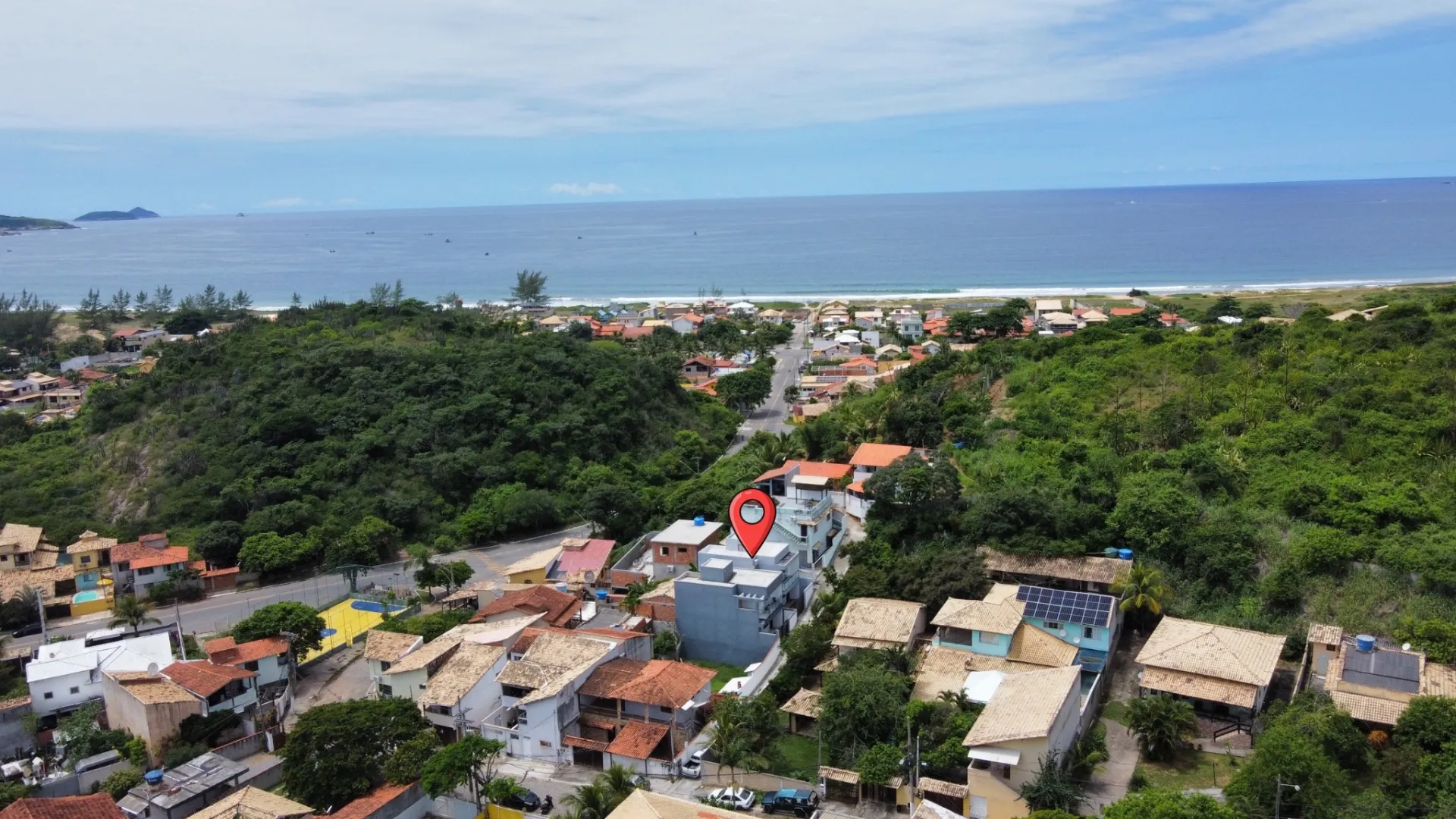 Casa rec&eacute;m-constru&iacute;da a 500 metros da Praia de Tucuns  Armação dos Búzios - 