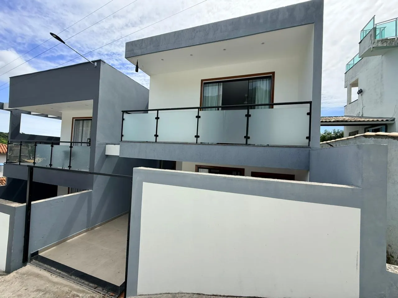 Casa rec&eacute;m-constru&iacute;da a 500 metros da Praia de Tucuns  Armação dos Búzios - 