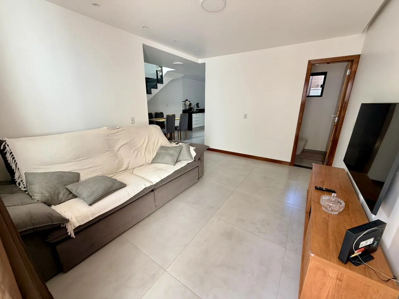 Casa rec&eacute;m-constru&iacute;da a 500 metros da Praia de Tucuns  Armação dos Búzios - 