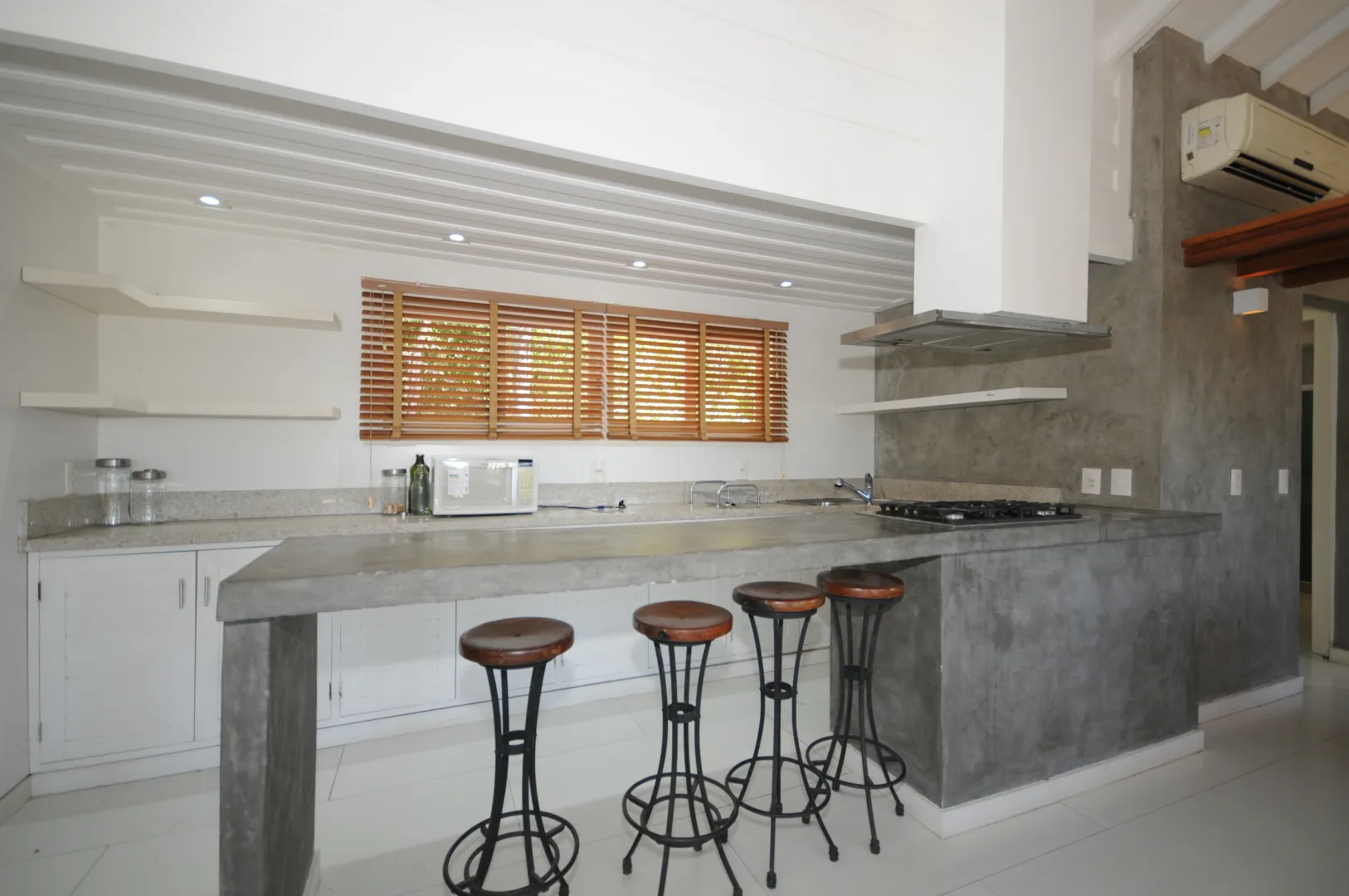Loft Exclusivo na Praia da Ferradura &ndash; B&uacute;zios  Armação dos Búzios - 