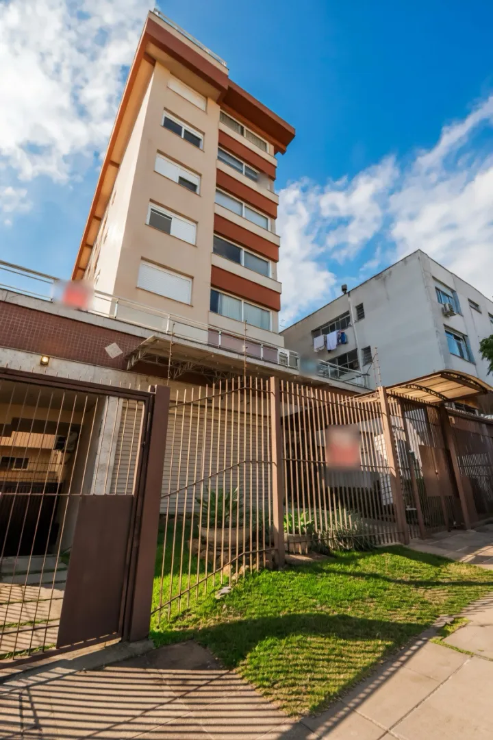 R$ 940.000 - &Oacute;TIMO APARTAMENTO - VISTA LIVRE - 91M2 - 3 DORM - SU&Iacute;TE - 2 VAGAS Rua Carazinho Porto Alegre - 