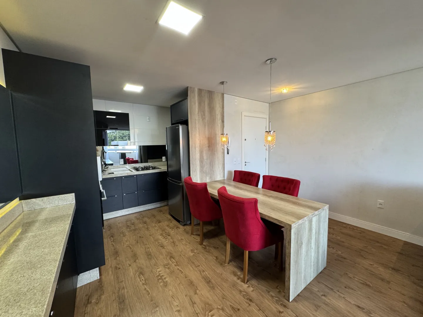 Apartamento Semi Mobiliado No Jaraguá Esquerdo