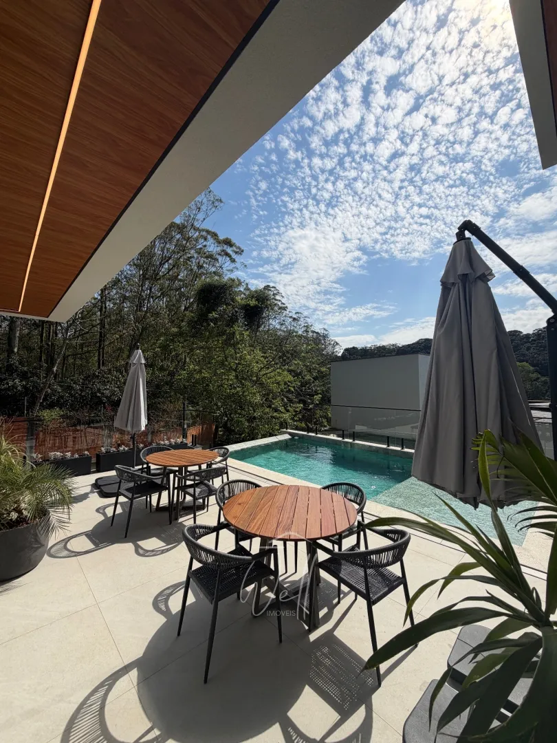MANS&Atilde;O EXCLUSIVA NO SWISS PARK | 679 M&sup2; | 5  SU&Iacute;TES | 10 VAGAS |  São Bernardo do Campo - 