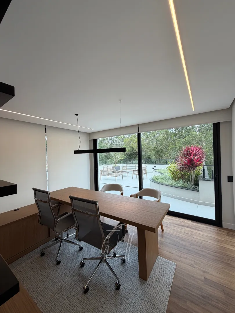 MANS&Atilde;O EXCLUSIVA NO SWISS PARK | 679 M&sup2; | 5  SU&Iacute;TES | 10 VAGAS |  São Bernardo do Campo - 