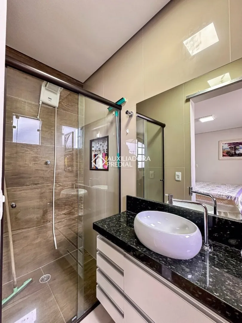 SOBRADO 4 DORMIT&Oacute;RIOS (3 SU&Iacute;TES) - SANTO ANDR&Eacute; - VILA TIBIRI&Ccedil;A (834526)  Santo André - 