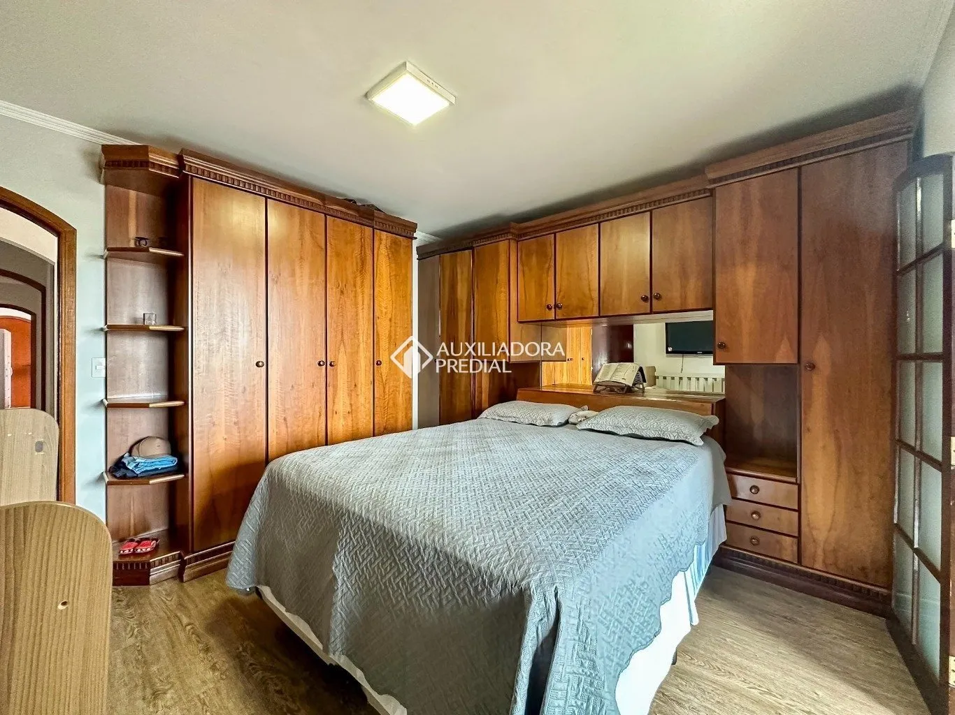 SOBRADO 4 DORMIT&Oacute;RIOS (3 SU&Iacute;TES) - SANTO ANDR&Eacute; - VILA TIBIRI&Ccedil;A (834526)  Santo André - 