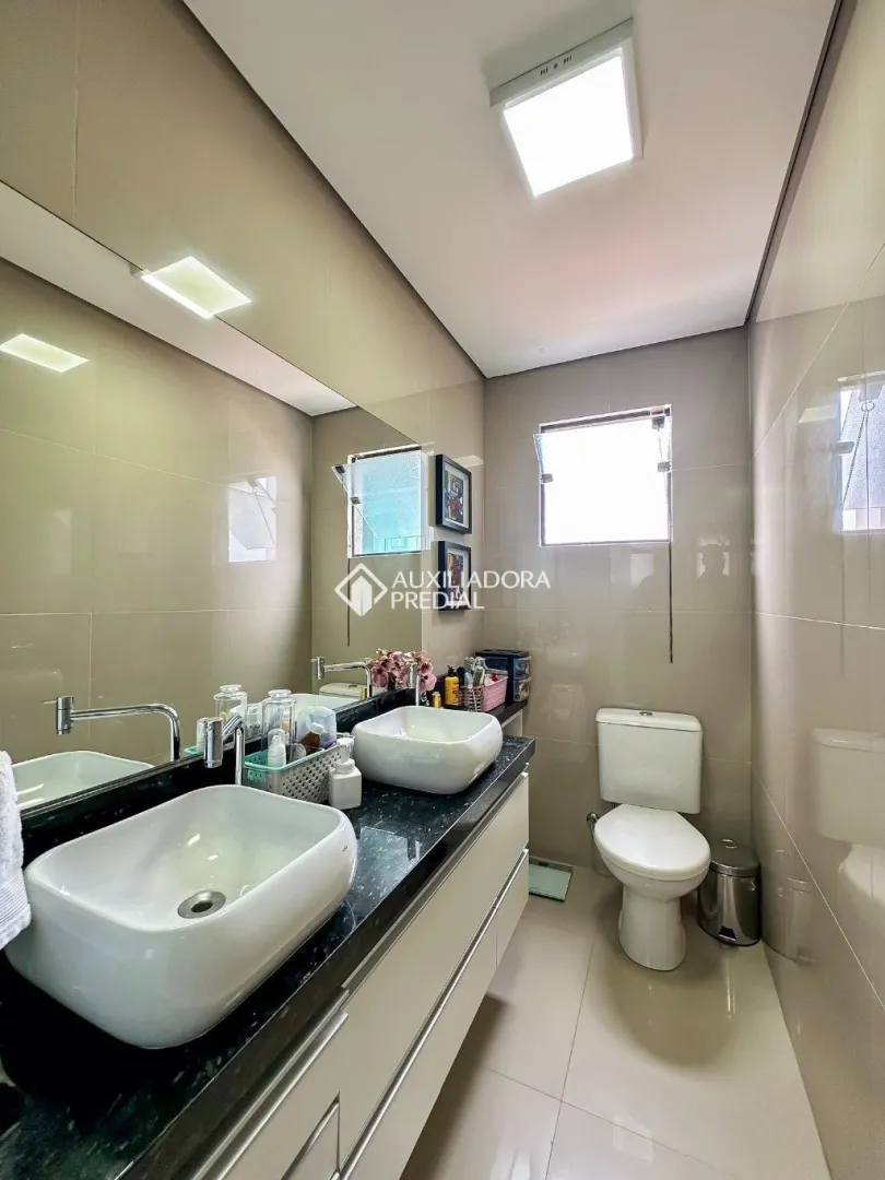 SOBRADO 4 DORMIT&Oacute;RIOS (3 SU&Iacute;TES) - SANTO ANDR&Eacute; - VILA TIBIRI&Ccedil;A (834526)  Santo André - 